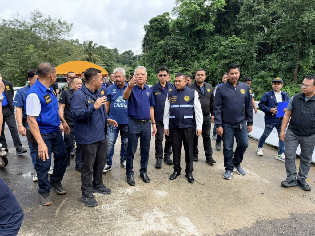 รองนายก พิพัฒน์ ติดตามโครงการก่อสร้างถนน(พิปูน-นบพิตำ)ตอนท่าพุด–ยอดเหลือง 4189