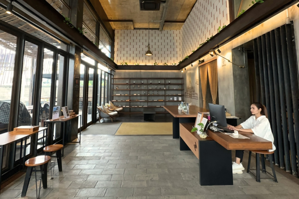 โรงแรมในเมืองนครศรีธรรมราช navakitel หัวอิฐ