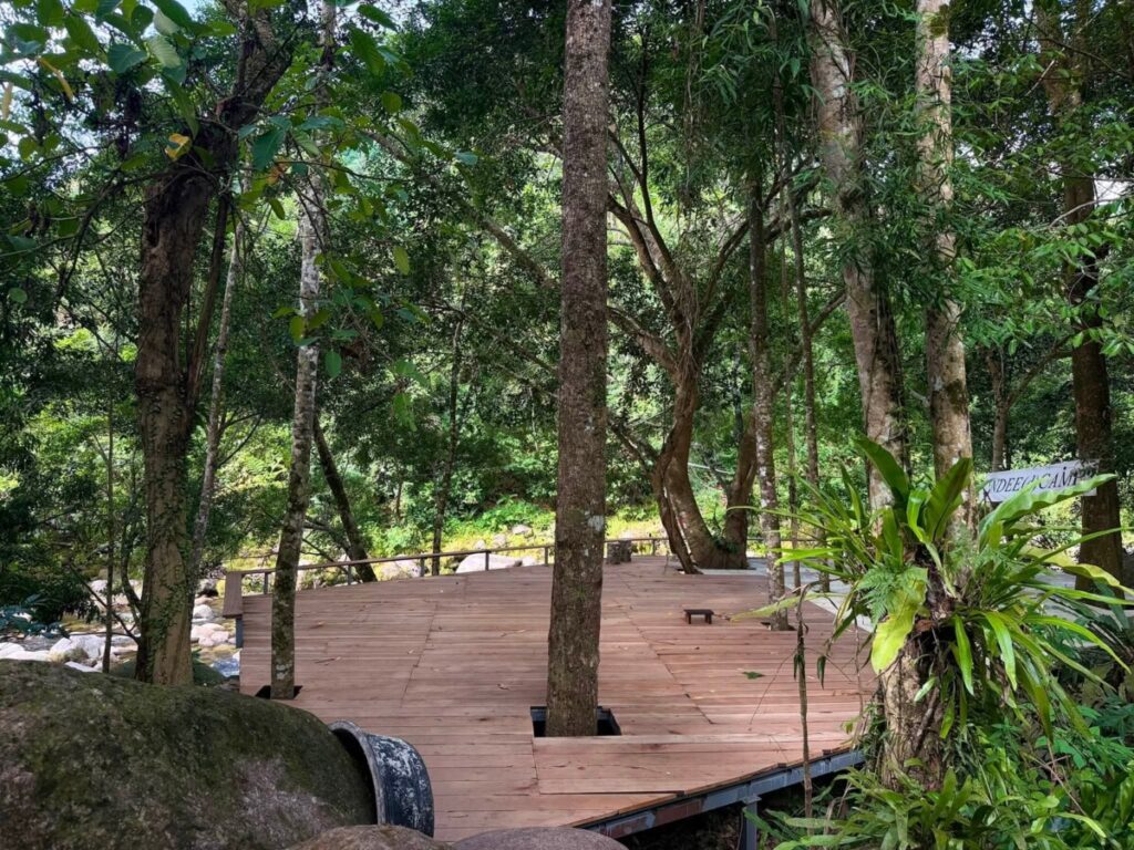 เที่ยวคีรีวง พักที่ บ้านเล็กในป่าลึก สัมผัสธรรมชาติสุดสวย
